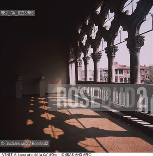 Localizzazione:..VENEZIA / CANNAREGIO..Oggetto:..Soggetto:..CA DORO / GALLERIA FRANCHETTI / LOGGIA..Cronologia: XV SECOLO..Definizione Culturale:..   Autore: MATTEO RAVERTI / GIOVANNI E BARTOLOMEO BON  ..   Stile: GOTICO..   Editori/Stampatori: ..   Committenza: ..Materia e Tecnica:..Collocazione:..Note:..PALAZZI MUSEI RIMANEGGIATO DA G.B. MEDUNA XIX SECOLO..Riproduzione Fotografica:..Copyright:..Graziano Arici/Rosebud2 .Data:..1995..Costo:..A
