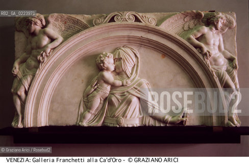 Localizzazione:..VENEZIA / CANNAREGIO..Oggetto:..Soggetto:..CA D ORO / GALLERIA FRANCHETTI / BASSORILIEVO..Cronologia: ..Definizione Culturale:..   Autore:   ..   Stile: ..   Editori/Stampatori: ..   Committenza: ..Materia e Tecnica:..Collocazione:..Note:..PALAZZI MUSEI ..Riproduzione Fotografica:..Copyright:..Graziano Arici/Rosebud2 .Data:..1995..Costo:..A