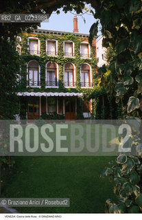 Localizzazione:..VENEZIA / S. MARCO..Oggetto:..Soggetto:..CASINA DELLE ROSE / CASA ROSSA / ANTONIO CANOVA, GABRIELE D ANNUNZIO..Cronologia: ..XVIII SECOLO..Definizione Culturale:..   Autore: ..   Stile: ..   Editori/Stampatori:..   Committenza:..Materia e Tecnica:..Collocazione:..Note:..PALAZZI..Riproduzione Fotografica:..Graziano Arici/Rosebud2 .Copyright:..Graziano Arici/Rosebud2 .Data:..1998..Costo:..A..