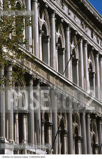 Localizzazione:..VENEZIA / CANNAREGIO..Oggetto:..Soggetto:..CA VENDRAMIN CALERGI / CASINO MUNICIPALE / RICHARD WAGNER..Cronologia: ..XVII SECOLO..Definizione Culturale:..   Autore: MAURO CODUSSI..   Stile: RINASCIMENTO..   Editori/Stampatori:..   Committenza:..Materia e Tecnica:..Collocazione:..Note:..PALAZZI..Riproduzione Fotografica:..Graziano Arici/Rosebud2 .Copyright:..Graziano Arici/Rosebud2 .Data:..1995..Costo:..A..