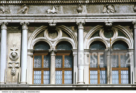 Localizzazione:..VENEZIA / CANNAREGIO..Oggetto:..Soggetto:..CA VENDRAMIN CALERGI BIFORE / CASINO MUNICIPALE / RICHARD WAGNER..Cronologia: ..XVII SECOLO..Definizione Culturale:..   Autore: MAURO CODUSSI..   Stile: RINASCIMENTO..   Editori/Stampatori:..   Committenza:..Materia e Tecnica:..Collocazione:..Note:..PALAZZI..Riproduzione Fotografica:..Graziano Arici/Rosebud2 .Copyright:..Graziano Arici/Rosebud2 .Data:..1995..Costo:..A..