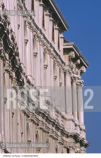 Localizzazione:..VENEZIA / S. CROCE..Oggetto:..Soggetto:..CA  PESARO / MUSEO D ARTE MODERNA..Cronologia: ..XVII SECOLO..Definizione Culturale:..   Autore: BALDASSARE LONGHENA, ANTONIO GASPARI..   Stile: BAROCCO..   Editori/Stampatori:..   Committenza:..Materia e Tecnica:..Collocazione:..Note:..PALAZZI / MUSEI..Riproduzione Fotografica:..Graziano Arici/Rosebud2 .Copyright:..Graziano Arici/Rosebud2 .Data:..1998..Costo:..A..