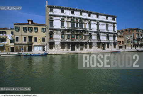 Localizzazione:..VENEZIA / CANNAREGIO..Oggetto:..Soggetto:..PALAZZO SURIAN BELLOTTO / AMBASCIATA FRANCIA MONTAIGNE ROUSSEAU ..Cronologia: ..XVII SEC..Definizione Culturale:..   Autore: GIUSEPPE SARDI..   Stile: ..   Editori/Stampatori:..   Committenza:..Materia e Tecnica:..Collocazione:..Note:..PALAZZI..Riproduzione Fotografica:..Graziano Arici/Rosebud2 .Copyright:..Graziano Arici/Rosebud2 .Data:..1998..Costo:..A..