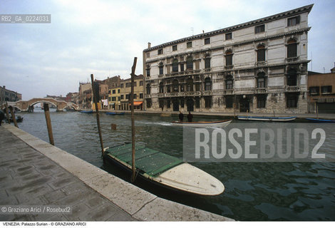 Localizzazione:..VENEZIA / CANNAREGIO..Oggetto:..Soggetto:..PALAZZO SURIAN BELLOTTO / AMBASCIATA FRANCIA MONTAIGNE ROUSSEAU RIO DI CANNAREGIO..Cronologia: ..XVII SEC..Definizione Culturale:..   Autore: GIUSEPPE SARDI..   Stile: ..   Editori/Stampatori:..   Committenza:..Materia e Tecnica:..Collocazione:..Note:..PALAZZI..Riproduzione Fotografica:..Graziano Arici/Rosebud2 .Copyright:..Graziano Arici/Rosebud2 .Data:..1998..Costo:..A..
