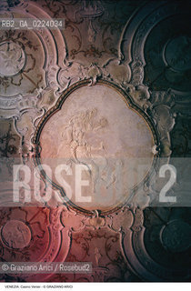 Localizzazione:..VENEZIA / S. MARCO..Oggetto:..Soggetto:..CASINO VENIER / RIDOTTO DELLA PROCURATORESSA VENIER / STUCCHI..Cronologia: ..XVIII SECOLO..Definizione Culturale:..   Autore: ..   Stile:..   Editori/Stampatori:..   Committenza:..Materia e Tecnica:..Collocazione:..Note:..PALAZZI..Riproduzione Fotografica:..Graziano Arici/Rosebud2 .Copyright:..Graziano Arici/Rosebud2 .Data:..1995..Costo:..A..
