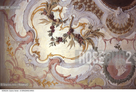 Localizzazione:..VENEZIA / S. MARCO..Oggetto:..Soggetto:..CASINO VENIER / RIDOTTO DELLA PROCURATORESSA VENIER / STUCCHI..Cronologia: ..XVIII SECOLO..Definizione Culturale:..   Autore: ..   Stile:..   Editori/Stampatori:..   Committenza:..Materia e Tecnica:..Collocazione:..Note:..PALAZZI..Riproduzione Fotografica:..Graziano Arici/Rosebud2 .Copyright:..Graziano Arici/Rosebud2 .Data:..1995..Costo:..A..