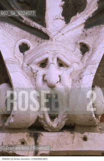 Localizzazione:..VENEZIA / DORSODURO..Oggetto:..Soggetto:..CA ZENOBIO DECORAZIONI..Cronologia: XVII XVIII SEC  ..Definizione Culturale:..   Autore: ..   Stile: BAROCCO..   Editori/Stampatori:..   Committenza:..Materia e Tecnica:..Collocazione:..Note:..PALAZZI ARMENI MECHITARISTI..Riproduzione Fotografica:..Copyright:..Graziano Arici/Rosebud2 .Data:..1996..Costo:..A