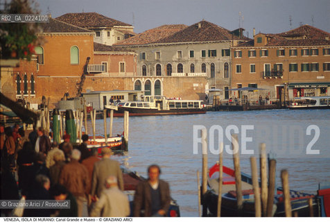 Localizzazione:..VENEZIA / ISOLA DI MURANO..Oggetto:..Soggetto:..CANAL GRANDE E MUSEO..Cronologia: ....Definizione Culturale:..   Autore: ..   Stile: ..   Editori/Stampatori:..   Committenza:..Materia e Tecnica:..Collocazione:..Note:..MURANO BURANO TORCELLO..Riproduzione Fotografica:..Graziano Arici/Rosebud2 .Copyright:..Graziano Arici/Rosebud2 .Data:..1995..Costo:..A..