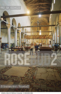 Localizzazione:..VENEZIA / ISOLA DI TORCELLO..Oggetto:..Soggetto:..CATTEDRALE DI S. MARIA ASSUNTA..Cronologia: ..XI SECOLO..Definizione Culturale:..   Autore: ..   Stile: ..ROMANICO..   Editori/Stampatori:..   Committenza:..Materia e Tecnica:....Collocazione:..Note:..CHIESA MURANO BURANO TORCELLO..Riproduzione Fotografica:..Graziano Arici/Rosebud2 .Copyright:..Graziano Arici/Rosebud2 .Data:..1995..Costo:..A..