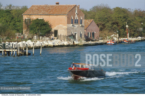Localizzazione:..VENEZIA..Oggetto:..Soggetto:..CANALE DI MAZZORBO..Cronologia: ....Definizione Culturale:..   Autore: ..   Stile: ..   Editori/Stampatori:..   Committenza:..Materia e Tecnica:..Collocazione:..Note:..MURANO BURANO TORCELLO..Riproduzione Fotografica:..Graziano Arici/Rosebud2 .Copyright:..Graziano Arici/Rosebud2 .Data:..1995..Costo:..A..