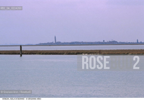 Localizzazione:..VENEZIA / ISOLA DI BURANO..Oggetto:..Soggetto:..LAGUNA BARENE / SKYLINE..Cronologia: ....Definizione Culturale:..   Autore: ..   Stile: ..   Editori/Stampatori:..   Committenza:..Materia e Tecnica:..Collocazione:..Note:....Riproduzione Fotografica:..Graziano Arici/Rosebud2 .Copyright:..Graziano Arici/Rosebud2 .Data:..1995..Costo:..A..