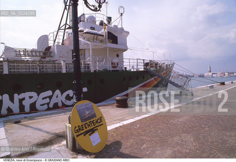 Localizzazione:..VENEZIA / CASTELLO..Oggetto:..Soggetto:..NAVE DI GREENPEACE ECOLOGIA / RIVA SETTE MARTIRI..Cronologia: ....Definizione Culturale:..   Autore: ..   Stile:..   Editori/Stampatori:..   Committenza:..Materia e Tecnica:..Collocazione:..Note:..BARCHE E CANALI..Riproduzione Fotografica:..Graziano Arici/Rosebud2 .Copyright:..Graziano Arici/Rosebud2 .Data:..1995..Costo:..A..