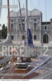 Localizzazione:..VENEZIA / ISOLA DI S. GIORGIO..Oggetto:..Soggetto:..COMPAGNIA DELLA VELA..Cronologia: ....Definizione Culturale:..   Autore: ..   Stile:..   Editori/Stampatori:..   Committenza:..Materia e Tecnica:..Collocazione:..Note:..BARCHE E CANALI..Riproduzione Fotografica:..Graziano Arici/Rosebud2 .Copyright:..Graziano Arici/Rosebud2 .Data:..1995..Costo:..A..