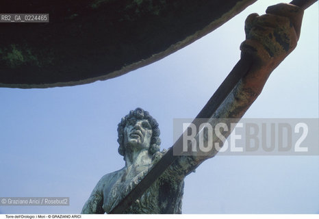 Localizzazione:..VENEZIA / S. MARCO..Oggetto:..Soggetto:..TORRE DELL OROLOGIO / MORI..Cronologia: ..XV SECOLO..Definizione Culturale:..   Autore: ..AMBROGIO DELLE ANCORE..PAOLO SAVIN..   Stile:..   Editori/Stampatori:..   Committenza:..Materia e Tecnica:..BRONZO..Collocazione:..Note:....Riproduzione Fotografica:..Graziano Arici/Rosebud2 .Copyright:..Graziano Arici/Rosebud2 .Data:..1990..Costo:..A..