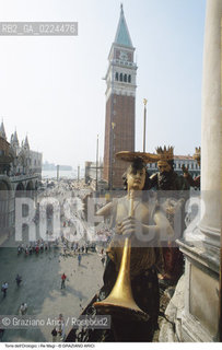 Localizzazione:..VENEZIA / S. MARCO..Oggetto:..Soggetto:..TORRE DELL OROLOGIO / MORI / RE MAGI ANGELO / PIAZZA SAN MARCO..Cronologia: ..XV SECOLO..Definizione Culturale:..   Autore: ..PAOLO E GIOVANNI CARLO RANIERI DA REGGIO..   Stile:..   Editori/Stampatori:..   Committenza:..Materia e Tecnica:..Collocazione:..Note:....Riproduzione Fotografica:..Graziano Arici/Rosebud2 .Copyright:..Graziano Arici/Rosebud2 .Data:..1990..Costo:..A..