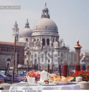 Localizzazione:..VENEZIA / S. MARCO..Oggetto:..Soggetto:..HOTEL MONACO GRAN CANAL / GASTRONOMIA COLAZIONE TERRAZZA SALUTE..Cronologia: ....Definizione Culturale:..   Autore: ..   Stile:..   Editori/Stampatori:..   Committenza:..Materia e Tecnica:..Collocazione:..Note:..ALBERGHI..Riproduzione Fotografica:..Graziano Arici/Rosebud2 .Copyright:..Graziano Arici/Rosebud2 .Data:..1990..Costo:..A..