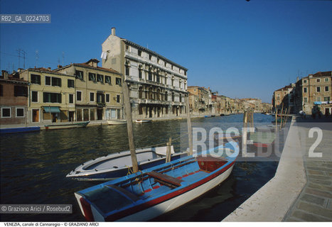 Localizzazione:..VENEZIA / CANNAREGIO..Oggetto:..Soggetto:..FONDAMENTA S. GIOBBE E CANALE DI CANNAREGIO..Cronologia: ....Definizione Culturale:..   Autore: ..   Stile:..   Editori/Stampatori:..   Committenza:..Materia e Tecnica:..Collocazione:..Note:..BARCHE E CANALI..Riproduzione Fotografica:..Graziano Arici/Rosebud2 .Copyright:..Graziano Arici/Rosebud2 .Data:..1995..Costo:..A..