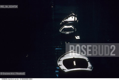 Localizzazione:..VENEZIA..Oggetto:..Soggetto:..BARCHE IN UN RIO..Cronologia: ....Definizione Culturale:..   Autore: ..   Stile:..   Editori/Stampatori:..   Committenza:..Materia e Tecnica:..Collocazione:..Note:..BARCHE E CANALI..Riproduzione Fotografica:..Graziano Arici/Rosebud2 .Copyright:..Graziano Arici/Rosebud2 .Data:..1995..Costo:..A..