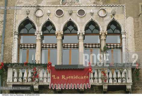 Localizzazione:..VENEZIA / CASTELLO..Oggetto:..Soggetto:..HOTEL LA RESIDENZA..Cronologia: ..XIV SECOLO..Definizione Culturale:..   Autore: ..   Stile:..GOTICO..   Editori/Stampatori:..   Committenza:..Materia e Tecnica:..Collocazione:..Note:..ALBERGHI PALAZZO GRITTI MOROSINI BADOER..Riproduzione Fotografica:..Graziano Arici/Rosebud2 .Copyright:..Graziano Arici/Rosebud2 .Data:..1988..Costo:..A..