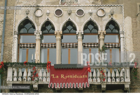 Localizzazione:..VENEZIA / CASTELLO..Oggetto:..Soggetto:..HOTEL LA RESIDENZA..Cronologia: ..XIV SECOLO..Definizione Culturale:..   Autore: ..   Stile:..GOTICO..   Editori/Stampatori:..   Committenza:..Materia e Tecnica:..Collocazione:..Note:..ALBERGHI PALAZZO GRITTI MOROSINI BADOER..Riproduzione Fotografica:..Graziano Arici/Rosebud2 .Copyright:..Graziano Arici/Rosebud2 .Data:..1988..Costo:..A..
