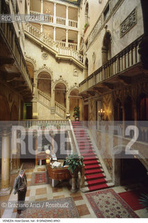 Localizzazione:..VENEZIA / CASTELLO..Oggetto:..Soggetto:..HOTEL DANIELI / HALL FOYER..Cronologia: ..XIX SECOLO..Definizione Culturale:..   Autore: ..   Stile:..NEOGOTICO..   Editori/Stampatori:..   Committenza:..Materia e Tecnica:..Collocazione:..Note:..PALAZZO DANDOLO ALBERGHI..Riproduzione Fotografica:..Graziano Arici/Rosebud2 .Copyright:..Graziano Arici/Rosebud2 .Data:..1988..Costo:..A..