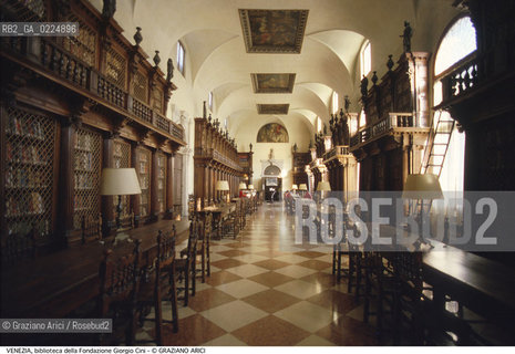 Localizzazione:..VENEZIA / S. MARCO..Oggetto:..Soggetto:..ISOLA DI S. GIORGIO MAGGIORE / BIBLIOTECA DELLA FONDAZIONE GIORGIO CINI LIBRI / SALONE..Cronologia: ..XVII SECOLO..Definizione Culturale:..   Autore: ..BALDASSARE LONGHENA..   Stile: ..   Editori/Stampatori:..   Committenza:..Materia e Tecnica:..Collocazione:..Note:..MONUMENTALE..Riproduzione Fotografica:..Graziano Arici/Rosebud2 .Copyright:..Graziano Arici/Rosebud2 .Data:..1995..Costo:..A..