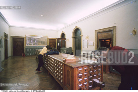 Localizzazione:..VENEZIA / CASTELLO..Oggetto:..Soggetto:..BIBLIOTECA QUERINI STAMPALIA / SCHEDARIO GENERALE..Cronologia: ....Definizione Culturale:..   Autore: ....   Stile: ..   Editori/Stampatori:..   Committenza:..Materia e Tecnica:..Collocazione:..Note:..MONUMENTALE..Riproduzione Fotografica:..Graziano Arici/Rosebud2 .Copyright:..Graziano Arici/Rosebud2 .Data:..1995..Costo:..A..