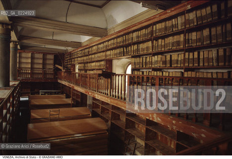 Localizzazione:..VENEZIA / S. POLO..Oggetto:..Soggetto:..ARCHIVIO DI STATO / EX CONVENTO DEI FRARI / BIBLIOTECA LIBRI..Cronologia: ....Definizione Culturale:..   Autore: ....   Stile: ..   Editori/Stampatori:..   Committenza:..Materia e Tecnica:..Collocazione:..Note:..MONUMENTALE..Riproduzione Fotografica:..Graziano Arici/Rosebud2 .Copyright:..Graziano Arici/Rosebud2 .Data:..1995..Costo:..A..