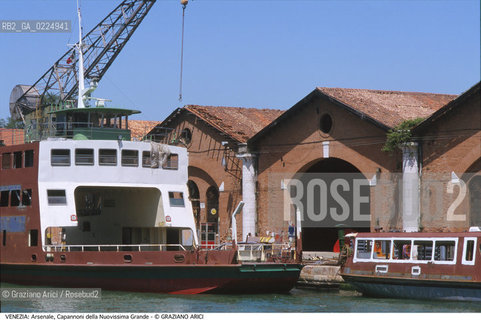 Localizzazione:..VENEZIA / CASTELLO..Oggetto:..Soggetto:..ARSENALE CAPANNONI DELLA NUOVISSIMA GRANDE..Cronologia: ..XVI XX SECOLO..Definizione Culturale:..   Autore: ....   Stile: ..   Editori/Stampatori:..   Committenza:..Materia e Tecnica:..Collocazione:..Note:..ARCHEOLOGIA INDUSTRIALE..Riproduzione Fotografica:..Graziano Arici/Rosebud2 .Copyright:..Graziano Arici/Rosebud2 .Data:..1990..Costo:..A..