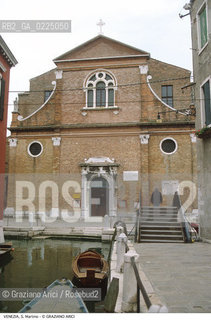 Localizzazione:..VENEZIA / CASTELLO..Oggetto:..Soggetto:..CHIESA E CAMPO S. MARTINO..Cronologia: ..XVI XIX SECOLO..Definizione Culturale:..   Autore: ..JACOPO SANSOVINO..   Stile:..SANSOVINIANO..   Editori/Stampatori:..   Committenza:..Materia e Tecnica:..COTTO..Collocazione:..Note:..MONUMENTALE ..Riproduzione Fotografica:..Graziano Arici/Rosebud2 .Copyright:..Graziano Arici/Rosebud2 .Data:..1995..Costo:..A..