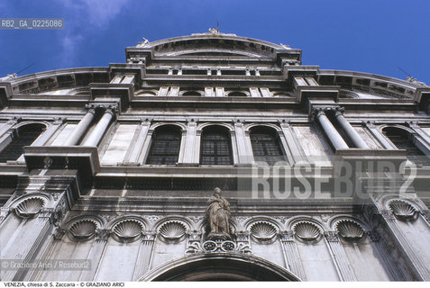 Localizzazione:..VENEZIA / CASTELLO..Oggetto:..Soggetto:..CHIESA DI S. ZACCARIA..Cronologia: ..XV SECOLO..Definizione Culturale:..   Autore: ..ANTONIO GAMBELLO..MAURO CODUSSI..   Stile:..TARDOGOTICO..RINASCIMENTO ..   Editori/Stampatori:..   Committenza:..Materia e Tecnica:..Collocazione:..Note:..MONUMENTALE..Riproduzione Fotografica:..Graziano Arici/Rosebud2 .Copyright:..Graziano Arici/Rosebud2 .Data:..1995..Costo:..A..