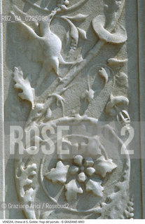 Localizzazione:..VENEZIA / CANNAREGIO..Oggetto:..Soggetto:..CHIESA DI S. GIOBBE / PARTICOLARE DEI FREGI DEGLI STIPITI DEL PORTALE..Cronologia: ..XV SECOLO..Definizione Culturale:..   Autore: ..PIETRO LOMBARDO..   Stile:..RINASCIMENTO..   Editori/Stampatori:..   Committenza:..Materia e Tecnica:..Collocazione:..Note:..MONUMENTALE..Riproduzione Fotografica:..Graziano Arici/Rosebud2 .Copyright:..Graziano Arici/Rosebud2 .Data:..1995..Costo:..A..