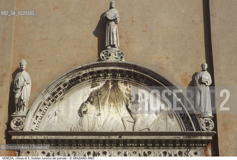 Localizzazione:..VENEZIA / CANNAREGIO..Oggetto:..Soggetto:..CHIESA DI S. GIOBBE / LUNETTA DEL PORTALE..Cronologia: ..XV SECOLO..Definizione Culturale:..   Autore: ..PIETRO LOMBARDO..   Stile:..RINASCIMENTO..   Editori/Stampatori:..   Committenza:..Materia e Tecnica:..Collocazione:..Note:..MONUMENTALE..Riproduzione Fotografica:..Graziano Arici/Rosebud2 .Copyright:..Graziano Arici/Rosebud2 .Data:..1995..Costo:..A..