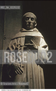 Localizzazione:..VENEZIA / S. POLO..Oggetto:..Soggetto:..S. MARIA GLORIOSA DEI FRARI / S. MARIA ASSUNTA / STATUA DI SANTO NEL CORO..Cronologia: ..XV SECOLO..Definizione Culturale:..   Autore: ....   Stile:....   Editori/Stampatori:..   Committenza:..Materia e Tecnica:..MARMO..Collocazione:..Note:..MONUMENTALE CHIESA..Riproduzione Fotografica:..Graziano Arici/Rosebud2 .Copyright:..Graziano Arici/Rosebud2 .Data:..1995..Costo:..A..