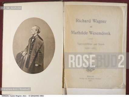 Localizzazione:..VENEZIA / CANNAREGIO..Oggetto:..Soggetto:..CA VENDRAMIN CALERGI / MUSEO RICHARD WAGNER / LIBRO DIARIO E LETTERE A MATHILDE WESENDONK / RITRATTO..Cronologia: ....Definizione Culturale:..   Autore: ....   Stile:....   Editori/Stampatori:..   Committenza:..Materia e Tecnica:..Collocazione:..Note:..MONUMENTALE..Riproduzione Fotografica:..Graziano Arici/Rosebud2 .Copyright:..Graziano Arici/Rosebud2 .Data:..1990..La cessione dei diritti di questa immagine si intende per quanto di nostra competenza. Non comprende invece le eventuali spese  relative a diritti che potranno essere richiesti dagli Enti o persone fisiche cui appartengono eventualmente i soggetti  ripresi. Tali costi, ove necessari, e l’espletamento di qualsivoglia pratica di richiesta di concessione del permesso di pubblicazione sono esclusivamente a carico e a cura del soggetto acquirente di questa immagine.
