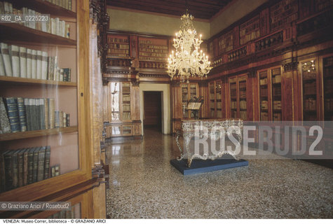 Localizzazione:..VENEZIA / S. MARCO..Oggetto:..Soggetto:..MUSEO CORRER / BIBLIOTECA / LIBRI..Cronologia: ..XVIII SECOLO..Definizione Culturale:..   Autore: ....   Stile:....   Editori/Stampatori:..   Committenza:..Materia e Tecnica:..LEGNO..Collocazione:..Note:..MONUMENTALE ..Riproduzione Fotografica:..Graziano Arici/Rosebud2 .Copyright:..Graziano Arici/Rosebud2 .Data:..1994..Costo:..A..