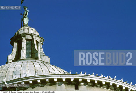 Localizzazione:..VENEZIA / S. MARCO..Oggetto:..Soggetto:..CUPOLA DELLA CHIESA DI S. GIORGIO MAGGIORE / ANGELO..Cronologia: ..XVI SECOLO..Definizione Culturale:..   Autore: ..ANDREA PALLADIO..   Stile:..PALLADIANO..   Editori/Stampatori:..   Committenza:..Materia e Tecnica:..Collocazione:..Note:..MONUMENTALE..Riproduzione Fotografica:..Graziano Arici/Rosebud2 .Copyright:..Graziano Arici/Rosebud2 .Data:..1995..Costo:..A..