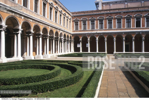 Localizzazione:..VENEZIA / S. MARCO..Oggetto:..Soggetto:..S. GIORGIO MAGGIORE / FONDAZIONE GIORGIO CINI / CHIOSTRO  PALLADIANO..Cronologia: ..XVI XVII SECOLO..Definizione Culturale:..   Autore: ..ANDREA PALLADIO..   Stile:....   Editori/Stampatori:..   Committenza:..Materia e Tecnica:..Collocazione:..Note:..MONUMENTALE..Riproduzione Fotografica:..Graziano Arici/Rosebud2 .Copyright:..Graziano Arici/Rosebud2 .Data:..1995..Costo:..A..