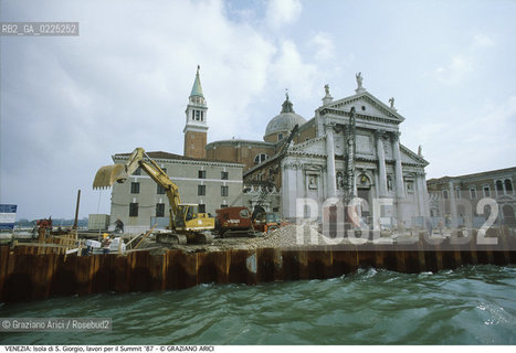 Localizzazione:..VENEZIA / S. MARCO..Oggetto:..Soggetto:..ISOLA DI S. GIORGIO MAGGIORE / LAVORI PER IL SUMMIT 1987..Cronologia: ....Definizione Culturale:..   Autore: ....   Stile:....   Editori/Stampatori:..   Committenza:..Materia e Tecnica:..Collocazione:..Note:..MONUMENTALE..Riproduzione Fotografica:..Graziano Arici/Rosebud2 .Copyright:..Graziano Arici/Rosebud2 .Data:..1987..Costo:..A..