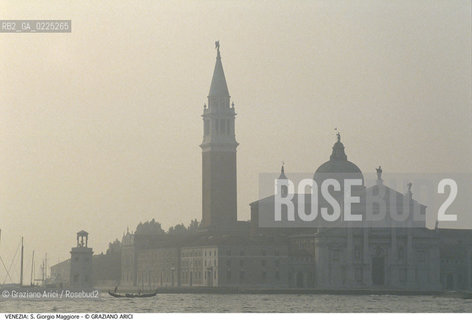 Localizzazione:..VENEZIA / S. MARCO..Oggetto:..Soggetto:..ISOLA E CHIESA DI S. GIORGIO MAGGIORE..Cronologia: ..XVI SECOLO..Definizione Culturale:..   Autore: ..ANDREA PALLADIO..   Stile:..PALLADIANO..   Editori/Stampatori:..   Committenza:..Materia e Tecnica:..Collocazione:..Note:..MONUMENTALE..Riproduzione Fotografica:..Graziano Arici/Rosebud2 .Copyright:..Graziano Arici/Rosebud2 .Data:..1995..Costo:..A..