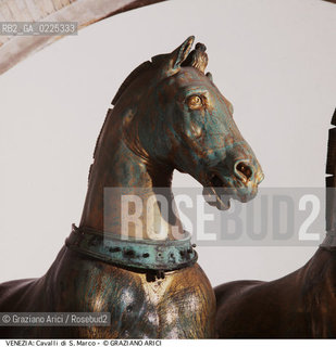 Localizzazione:..VENEZIA / S. MARCO..Oggetto:..Soggetto:..BASILICA DI SAN MARCO / MUSEO DI S. MARCO / CAVALLI QUADRIGA..Cronologia: ..IV SEC (IV-III SEC a.C.)..Definizione Culturale:..   Autore: ..   Stile: ..   Editori/Stampatori:..   Committenza:..Materia e Tecnica: BRONZO DORATO..Collocazione:..Note:..CHIESE MUSEI..Riproduzione Fotografica:..Graziano Arici/Rosebud2 .Copyright:..Graziano Arici/Rosebud2 .Data:..1998..Costo:..A..