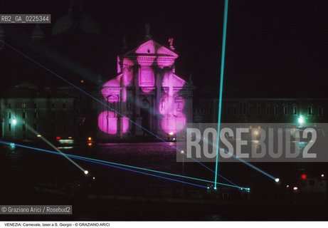 Localizzazione:..VENEZIA..Oggetto:..Soggetto:..CARNEVALE LASER A S. GIORGIO..Cronologia: ..Definizione Culturale:..   Autore: ..   Stile: ..   Editori/Stampatori:..   Committenza:..Materia e Tecnica:..Collocazione:..Note:..FESTE..Riproduzione Fotografica:..Copyright:..Graziano Arici/Rosebud2 .Data:..1990..Costo:..A
