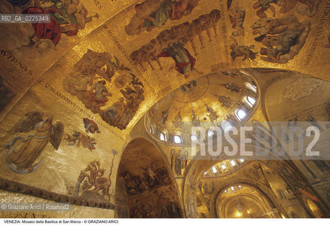 Localizzazione:..VENEZIA / S. MARCO..Oggetto:..Soggetto:..BASILICA DI SAN MARCO / MOSAICI..Cronologia: ..XII XIII XIV SEC..Definizione Culturale:..   Autore: ..   Stile: GOTICO BIZANTINO ROMANICO..   Editori/Stampatori:..   Committenza:..Materia e Tecnica:..Collocazione:..Note:..CHIESE..Riproduzione Fotografica:..Graziano Arici/Rosebud2 .Copyright:..Graziano Arici/Rosebud2 .Data:..1998..Costo:..A..