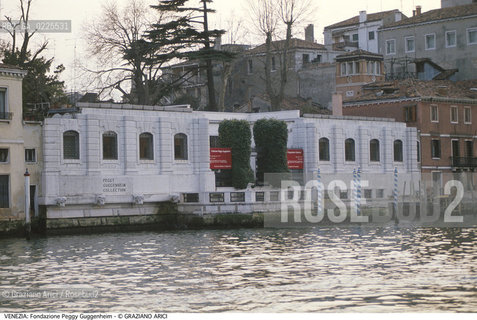 Localizzazione:..VENEZIA / DORSODURO..Oggetto:..Soggetto:..PALAZZO VENIER DEI LEONI / COLLEZIONE PEGGY GUGGENHEIM..Cronologia: ....Definizione Culturale:..   Autore: ....   Stile:....   Editori/Stampatori:..   Committenza:..Materia e Tecnica:....Collocazione:..Note:..MONUMENTALE MUSEO FONDAZIONE..Riproduzione Fotografica:..Graziano Arici/Rosebud2 .Copyright:..Graziano Arici/Rosebud2 .Data:..1995..Costo:..A..