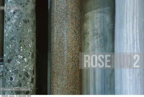 Localizzazione:..VENEZIA..Oggetto:..Soggetto:..MARMO..Cronologia: ....Definizione Culturale:..   Autore: ....   Stile:....   Editori/Stampatori:..   Committenza:..Materia e Tecnica:....Collocazione:..Note:..MONUMENTALE..Riproduzione Fotografica:..Graziano Arici/Rosebud2 .Copyright:..Graziano Arici/Rosebud2 .Data:..1995..Costo:..A..