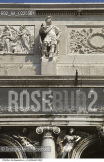 Localizzazione:..VENEZIA / S. MARCO..Oggetto:..Soggetto:..PIAZZA SAN MARCO / ALA NAPOLEONICA DECORAZIONI..Cronologia: ..XIX SECOLO..Definizione Culturale:..   Autore: ..GIUSEPPE MARIA SOLI..   Stile:....   Editori/Stampatori:..   Committenza:..Materia e Tecnica:....Collocazione:..Note:..MONUMENTALE..Riproduzione Fotografica:..Graziano Arici/Rosebud2 .Copyright:..Graziano Arici/Rosebud2 .Data:..1995..Costo:..A..