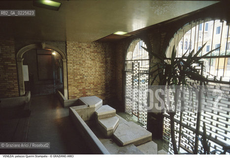 Localizzazione:..VENEZIA / CASTELLO..Oggetto:..Soggetto:..PALAZZO QUERINI STAMPALIA / PIANOTERRA..Cronologia: ..XX SECOLO..Definizione Culturale:..   Autore: ..CARLO SCARPA..   Stile:....   Editori/Stampatori:..   Committenza:..Materia e Tecnica:....Collocazione:..Note:..MONUMENTALE..Riproduzione Fotografica:..Graziano Arici/Rosebud2 .Copyright:..Graziano Arici/Rosebud2 .Data:..1995..Costo:..A..