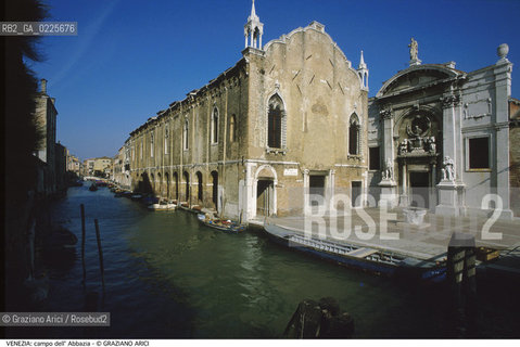 Localizzazione:..VENEZIA / CANNAREGIO..Oggetto:..Soggetto:..CAMPO DELL ABBAZIA / S. MARIA DELLA MISERICORDIA / VALVERDE / CHIESA E SCUOLA VECCHIA ..Cronologia: ..XV XVII SECOLO..Definizione Culturale:..   Autore: ..CLEMENTE MOLLI..   Stile:..GOTICO FIORITO..   Editori/Stampatori:..   Committenza:..Materia e Tecnica:....Collocazione:..Note:..MONUMENTALE ..Riproduzione Fotografica:..Graziano Arici/Rosebud2 .Copyright:..Graziano Arici/Rosebud2 .Data:..1990..Costo:..A..