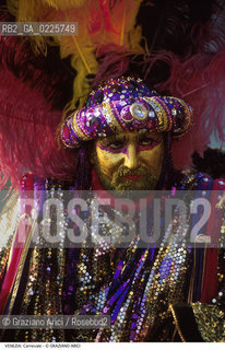 Localizzazione:..VENEZIA..Oggetto:..Soggetto:..CARNEVALE MASCHERA TURBANTE..Cronologia: ....Definizione Culturale:..   Autore: ....   Stile:....   Editori/Stampatori:..   Committenza:..Materia e Tecnica:....Collocazione:..Note:....Riproduzione Fotografica:..Graziano Arici/Rosebud2 .Copyright:..Graziano Arici/Rosebud2 .Data:..1995..Costo:..A..