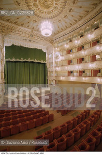 Localizzazione:..VENEZIA / S. MARCO..Oggetto:..Soggetto:..TEATRO CARLO GOLDONI / SALA..Cronologia: ..XX SECOLO..Definizione Culturale:..   Autore: ..VITTORIO MORPURGO..   Stile:....   Editori/Stampatori:..   Committenza:..Materia e Tecnica:....Collocazione:..Note:..MONUMENTALE..Riproduzione Fotografica:..Graziano Arici/Rosebud2 .Copyright:..Graziano Arici/Rosebud2 .Data:..1995..Costo:..A..
